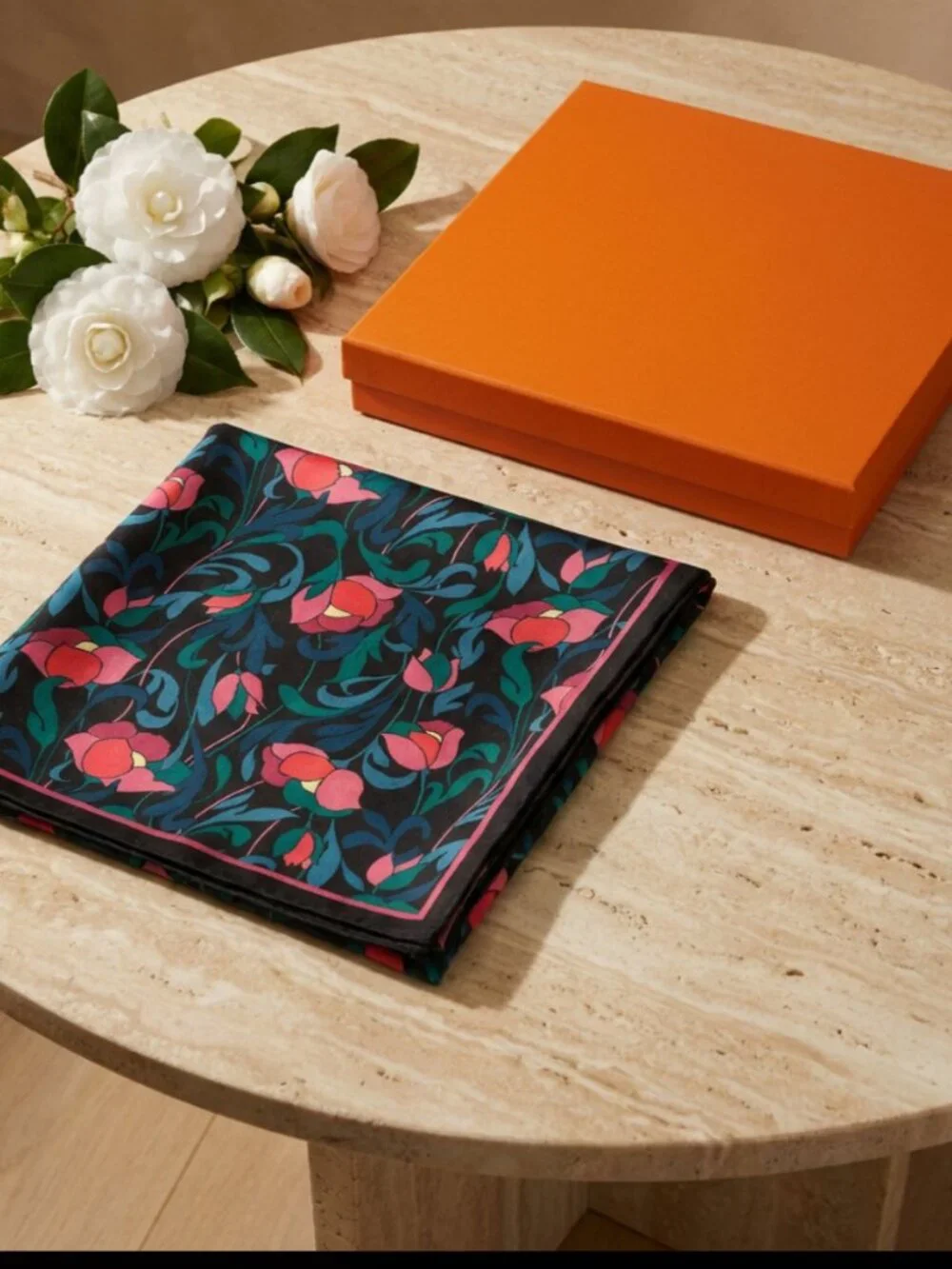 Kate Spade New York Floral Swirl 100% Silk Twill Square Scarf NWT